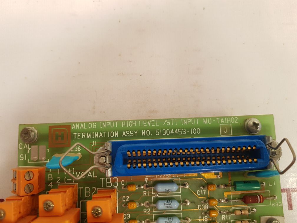 Analog Input High Level / Sti Input Mu-taih02 51304452-100 Rev.D