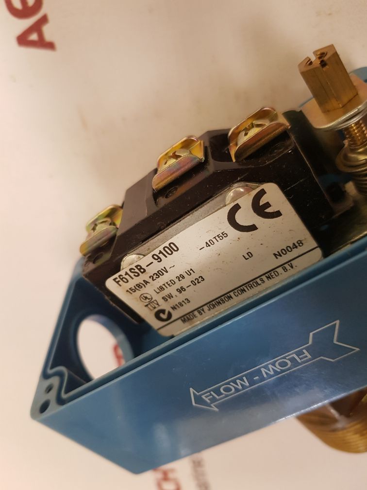 Johnson F61Sb-9100 Flow Control Switch