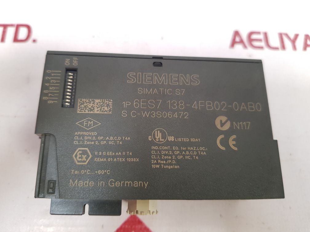 Siemens 6es7 138-4fb02-0ab0 digital output module
