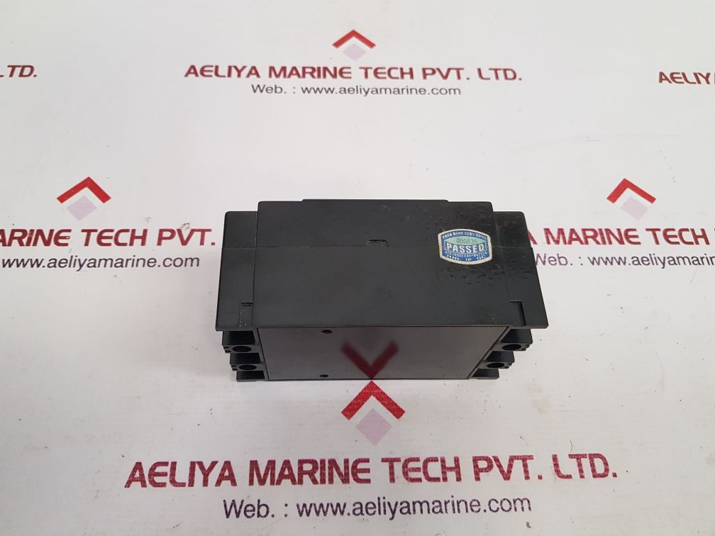 Hyundai Hbs-33 3-pole Molded Case Circuit Breaker 15A
