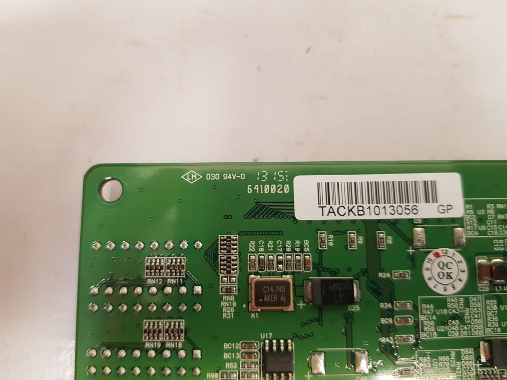 Moxa cp-118el rs-232/422/485 serial board
