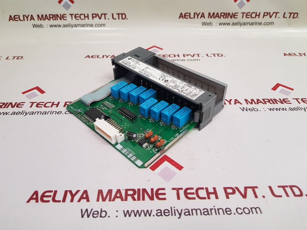 Allen-bradley 1746-ow8 Ser.A Slc500 Output Module
