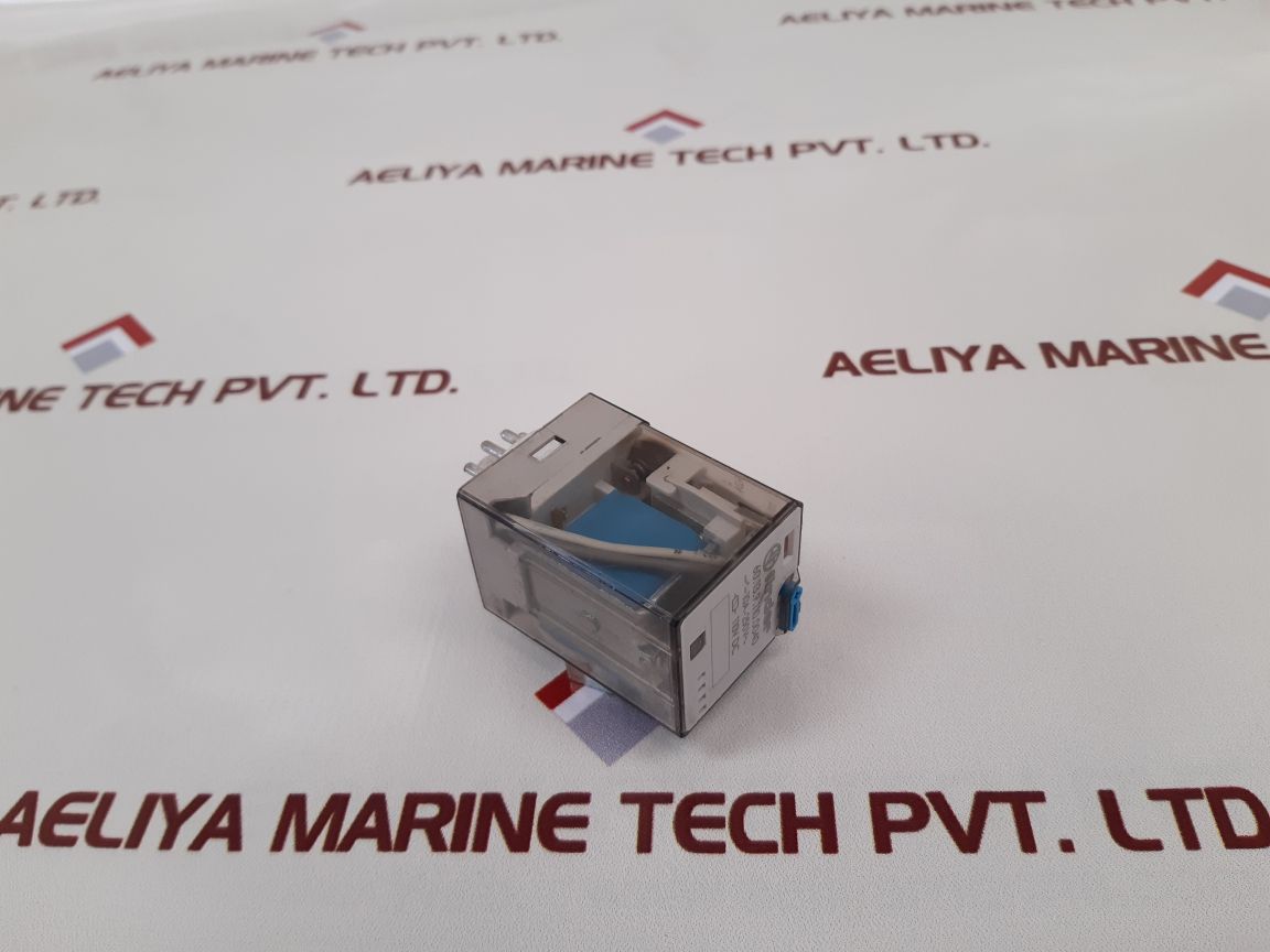 Finder 60.13.9.110.0040 Relay Socket
