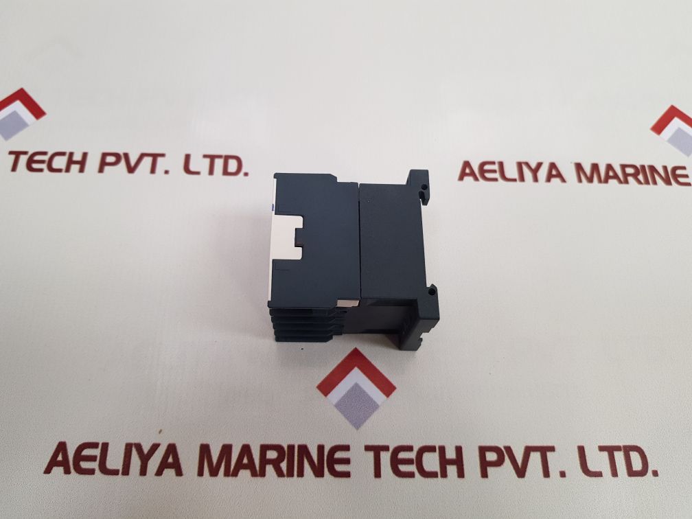 Telemecanique/Schneider Ca3Kn31Bd Control Relay
