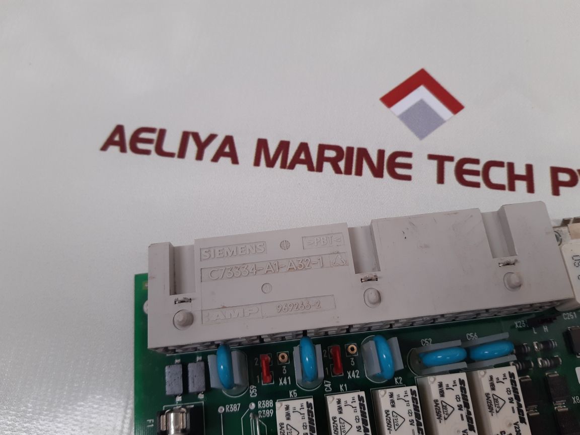 Siemens C73040-a51-c180-07 Pcb Card Used
