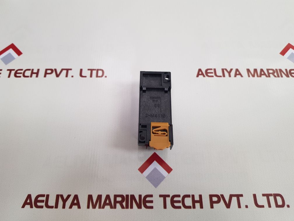 Set Of 7X Omron Pyf14A-e Relay Base Socket 5A 250Vac ~