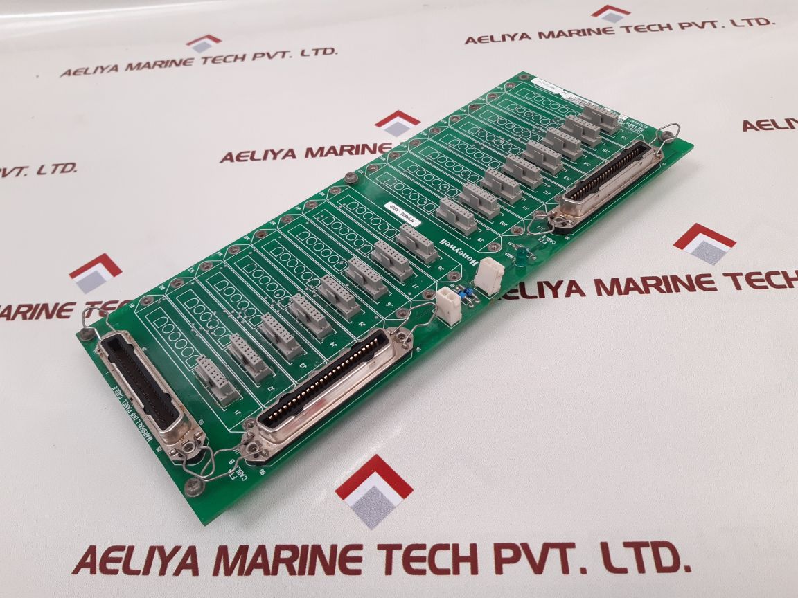 Honeywell 51304640-175 Galvanic Isolator 51304639-100
