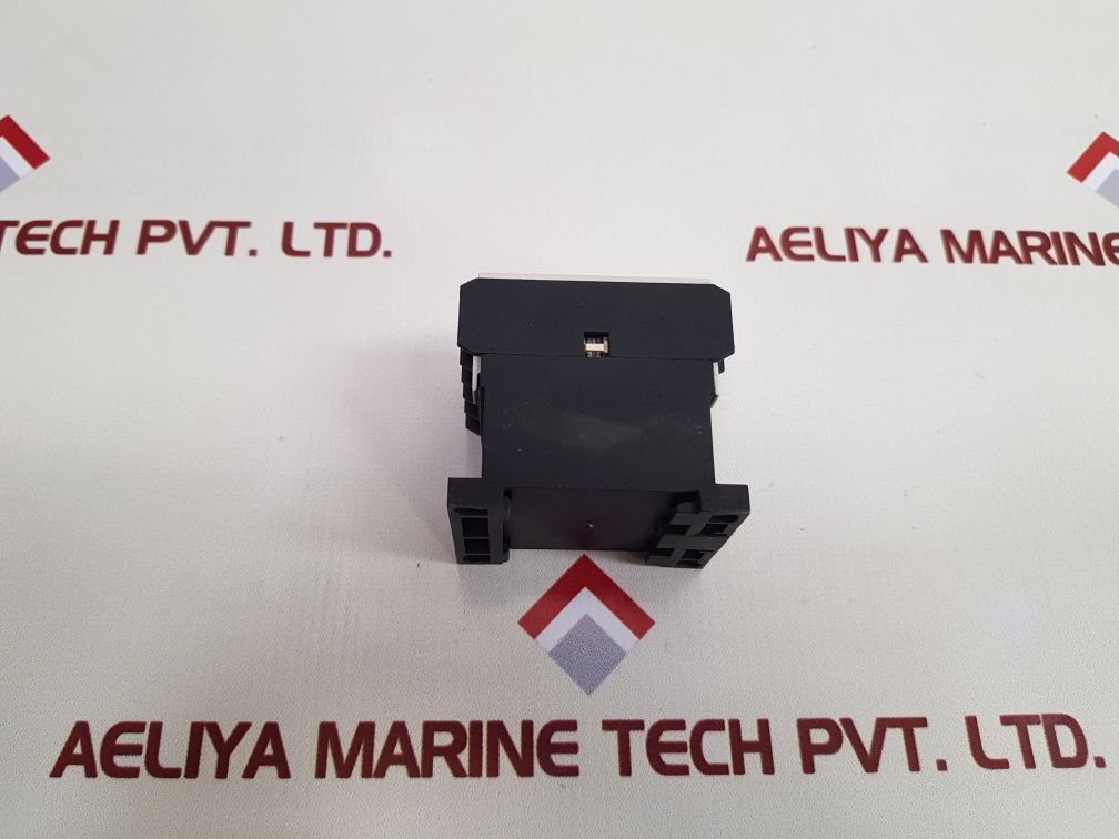 Weg Cwca0.22E Contactor Relay Cwca0-22-00V04 New
