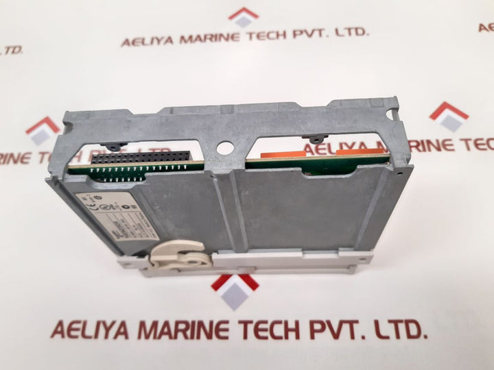Schneider Tsxdmz28Dr Plc I/O Module Pv: 02 Rl: 04

