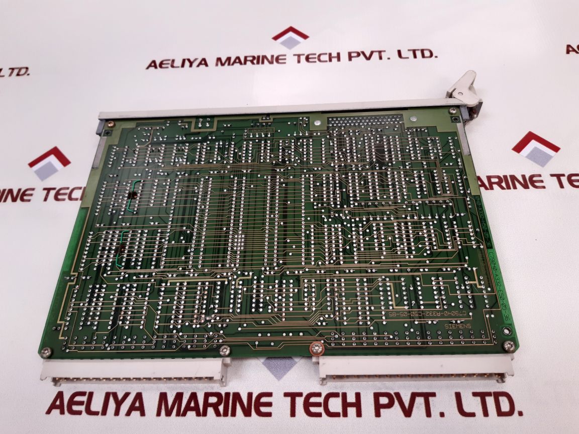 Siemens 6Es5324-3Ur11 Interface Module
