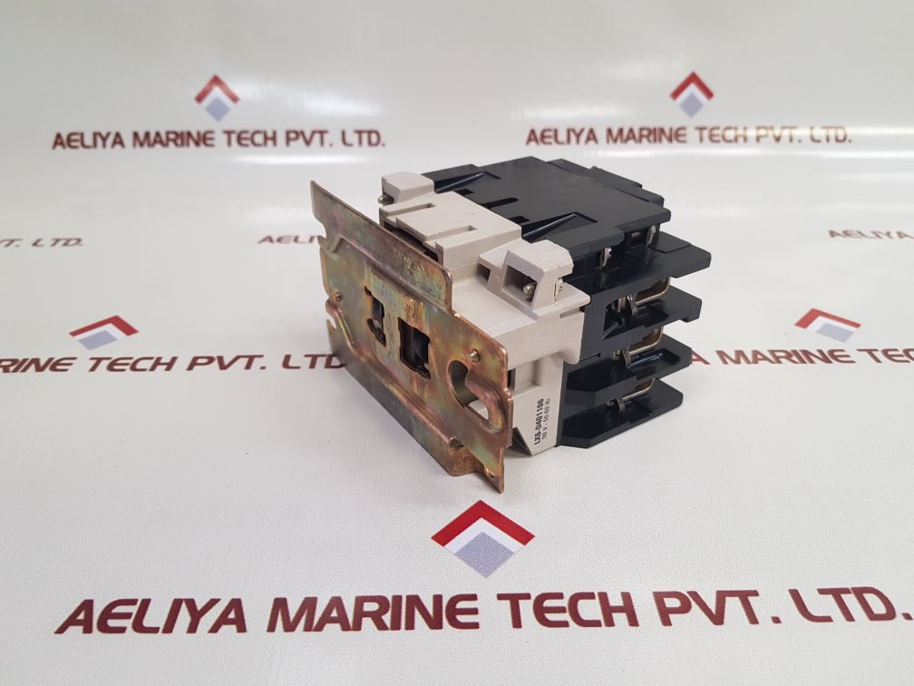 Telemecanique Lc1-d633 Contactor With Lx6-d401106 Coil
