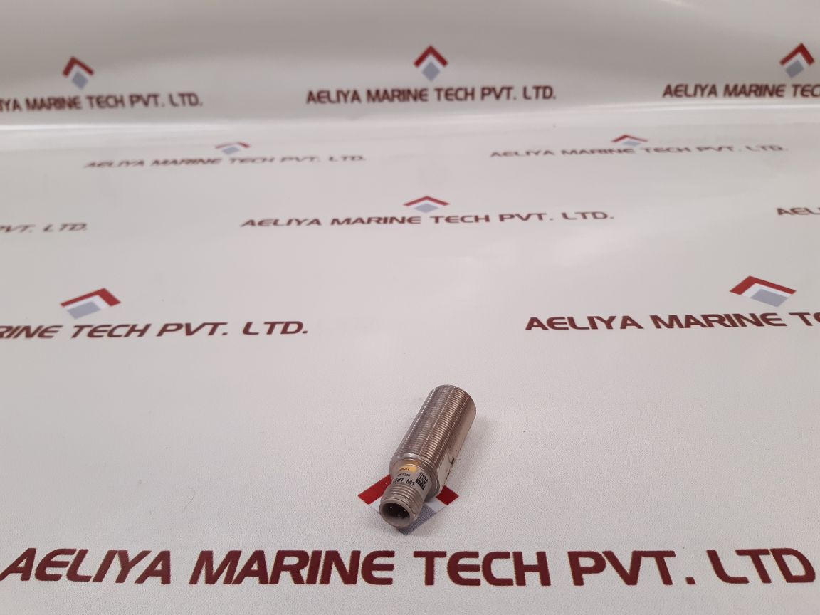 Omron E2Eg-x5B1-m1 Inductive Proximity Switch
