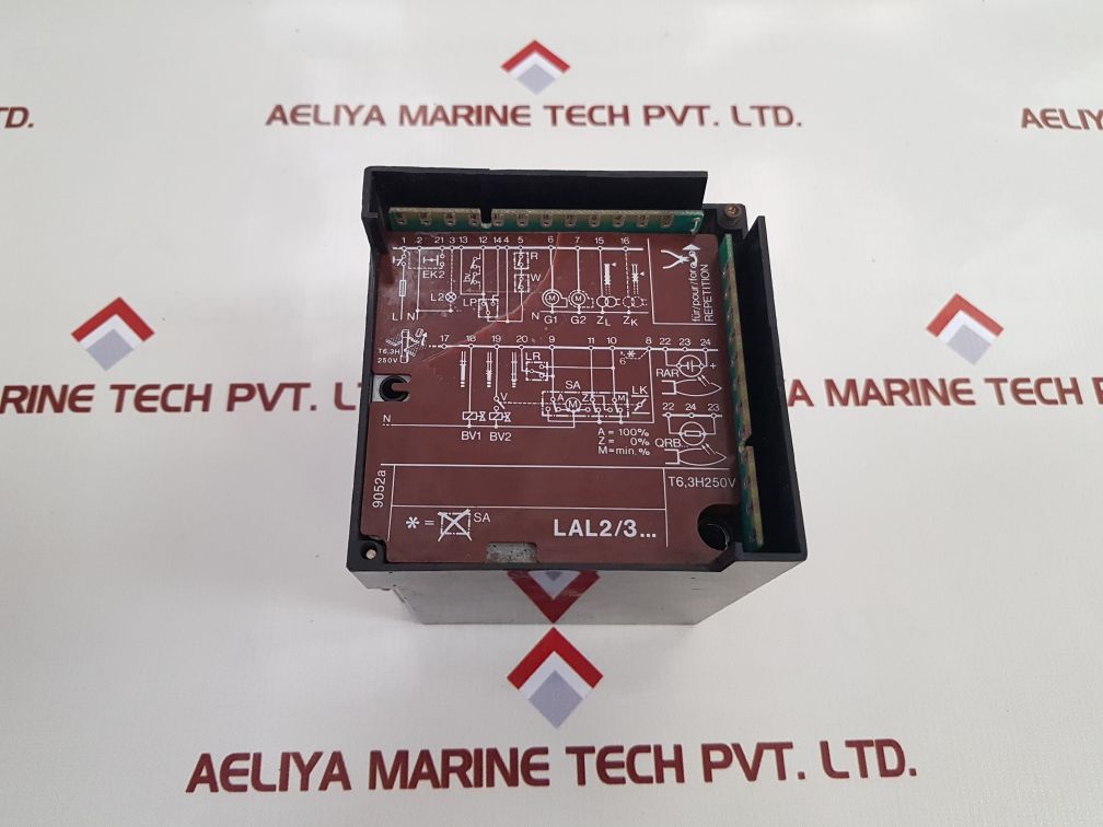 Siemens Lal2.25 Burner Controller 220-240V~ Used
