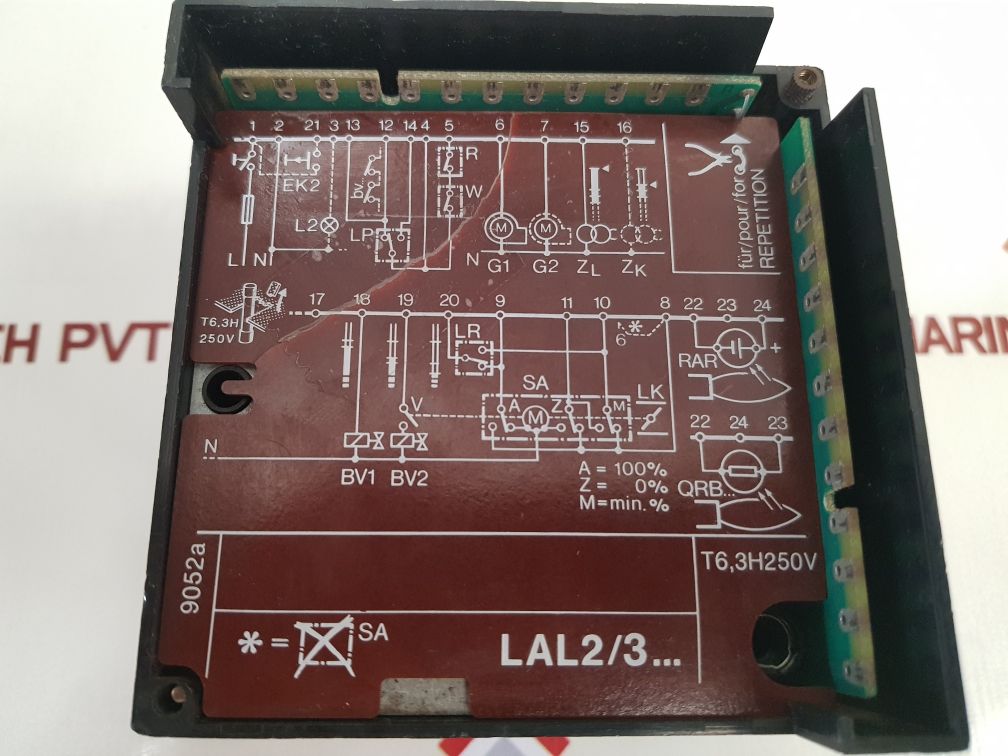 Siemens Lal2.25 Burner Controller 220-240V~ Used
