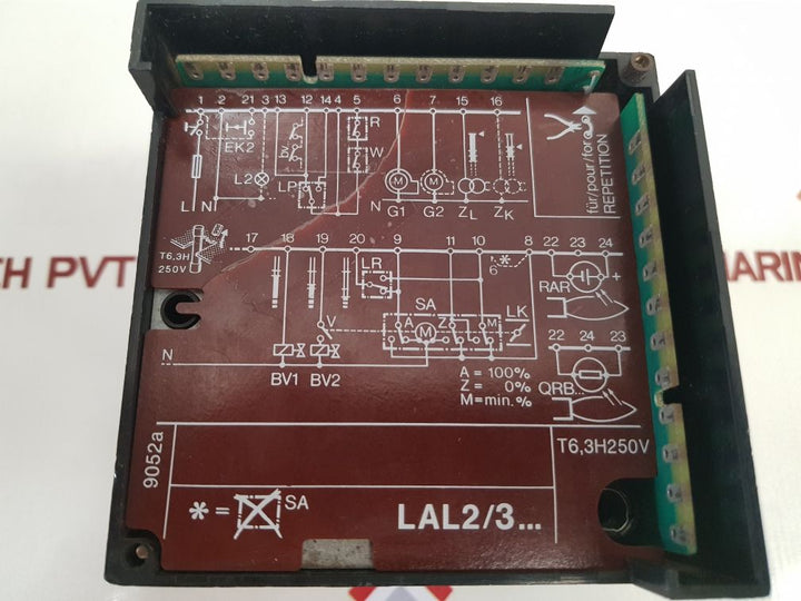 Siemens Lal2.25 Burner Controller 220-240V~ Used
