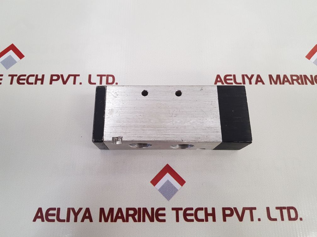 Sns Pneumatic 4A410-15 Solenoid Valve Used
