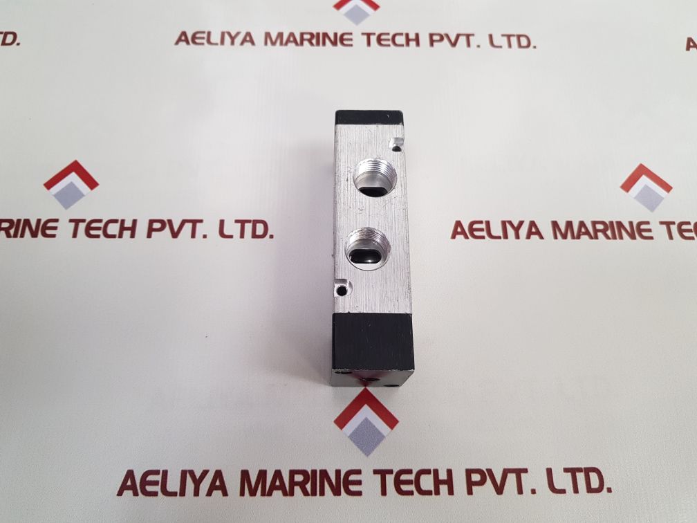 Sns Pneumatic 4A410-15 Solenoid Valve Used
