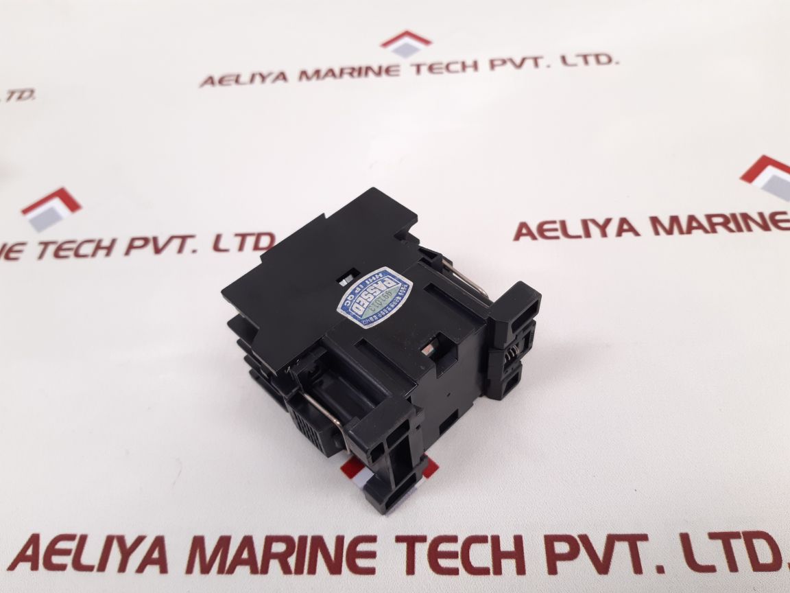 Hyundai Hmx 22 Control Relay Used
