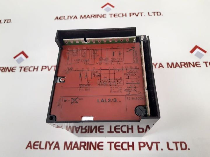 Siemens Lal2.25 Burner Controller New One
