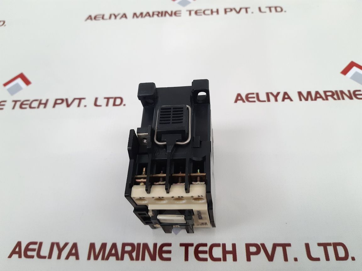 Hyundai Hmx 22 Control Relay Used
