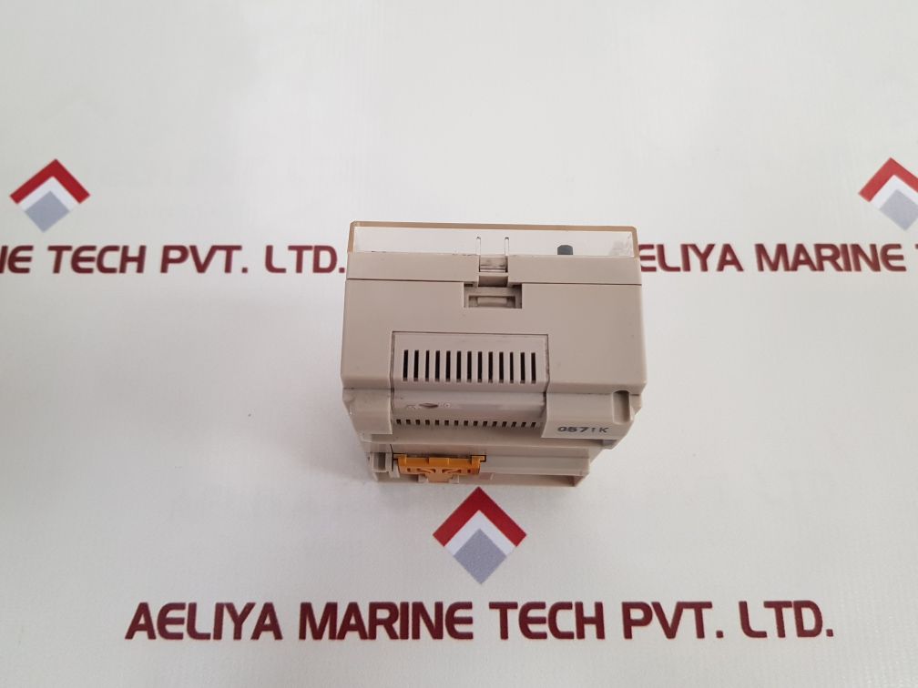 Omron H2F-df Time Switch 15A Used
