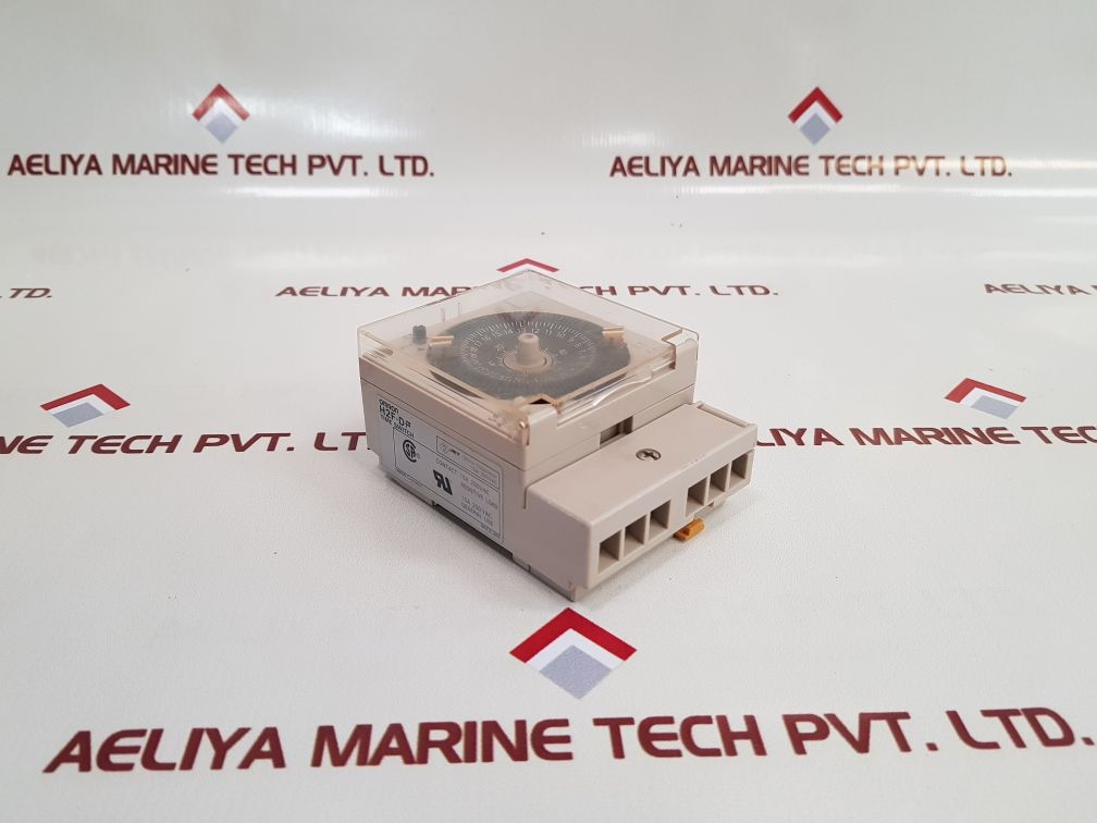 Omron H2F-df Time Switch 15A Used
