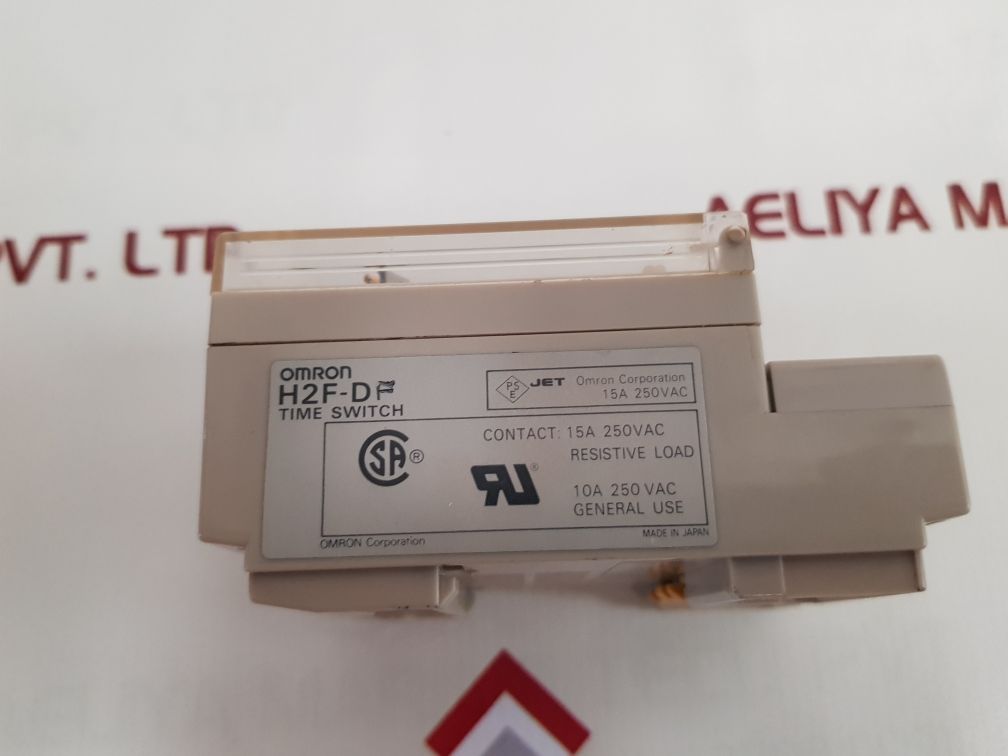 Omron H2F-df Time Switch 15A Used
