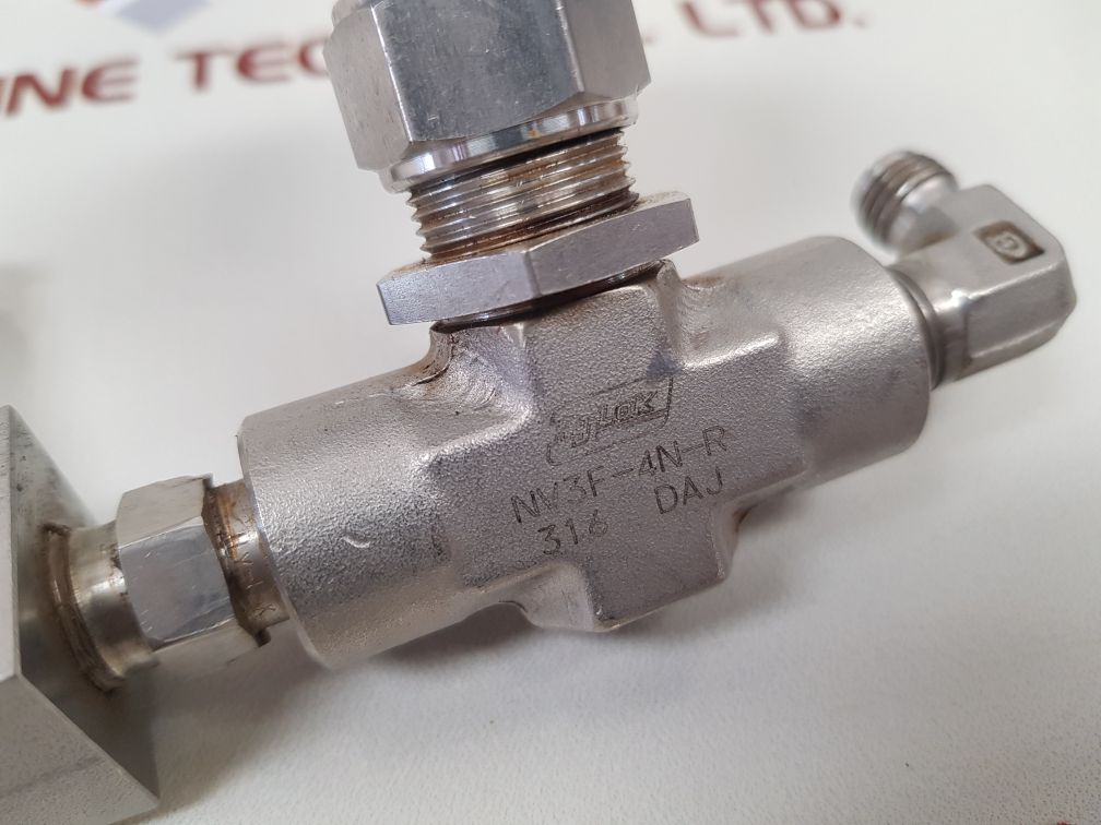 Hy-lok Nv3F-4N-r Needle Valve
