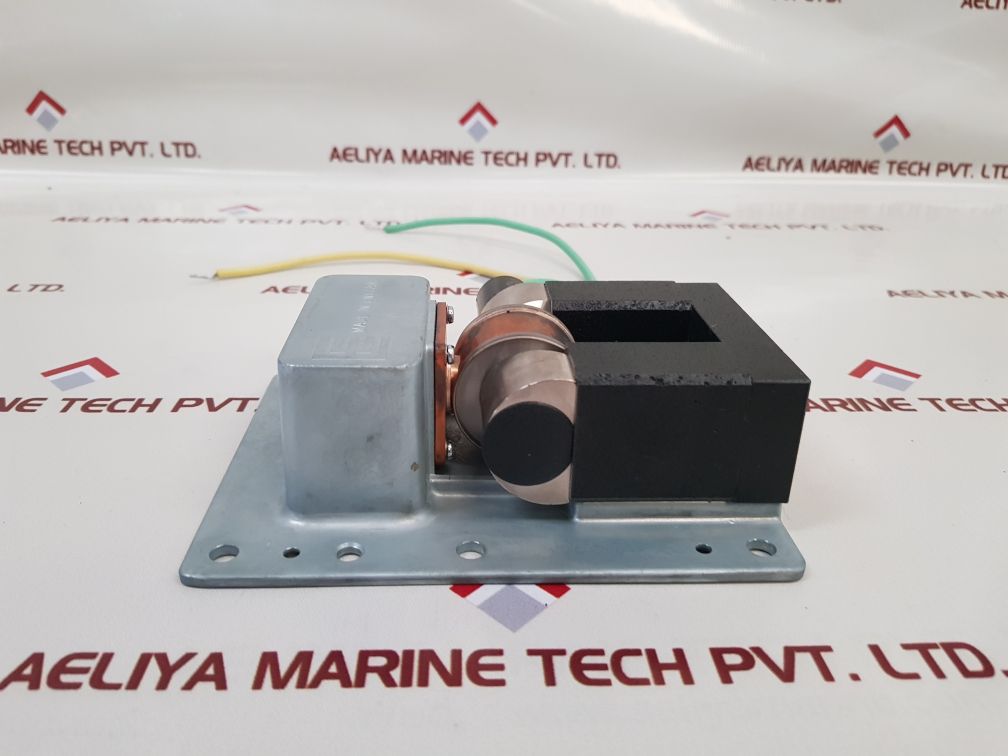 E2V Technologies Mg5223 Eev Magnetron New
