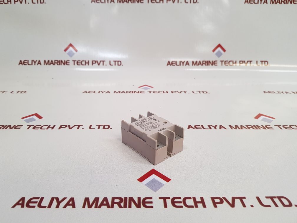 Omron G3Na-240B Solid State Relay
