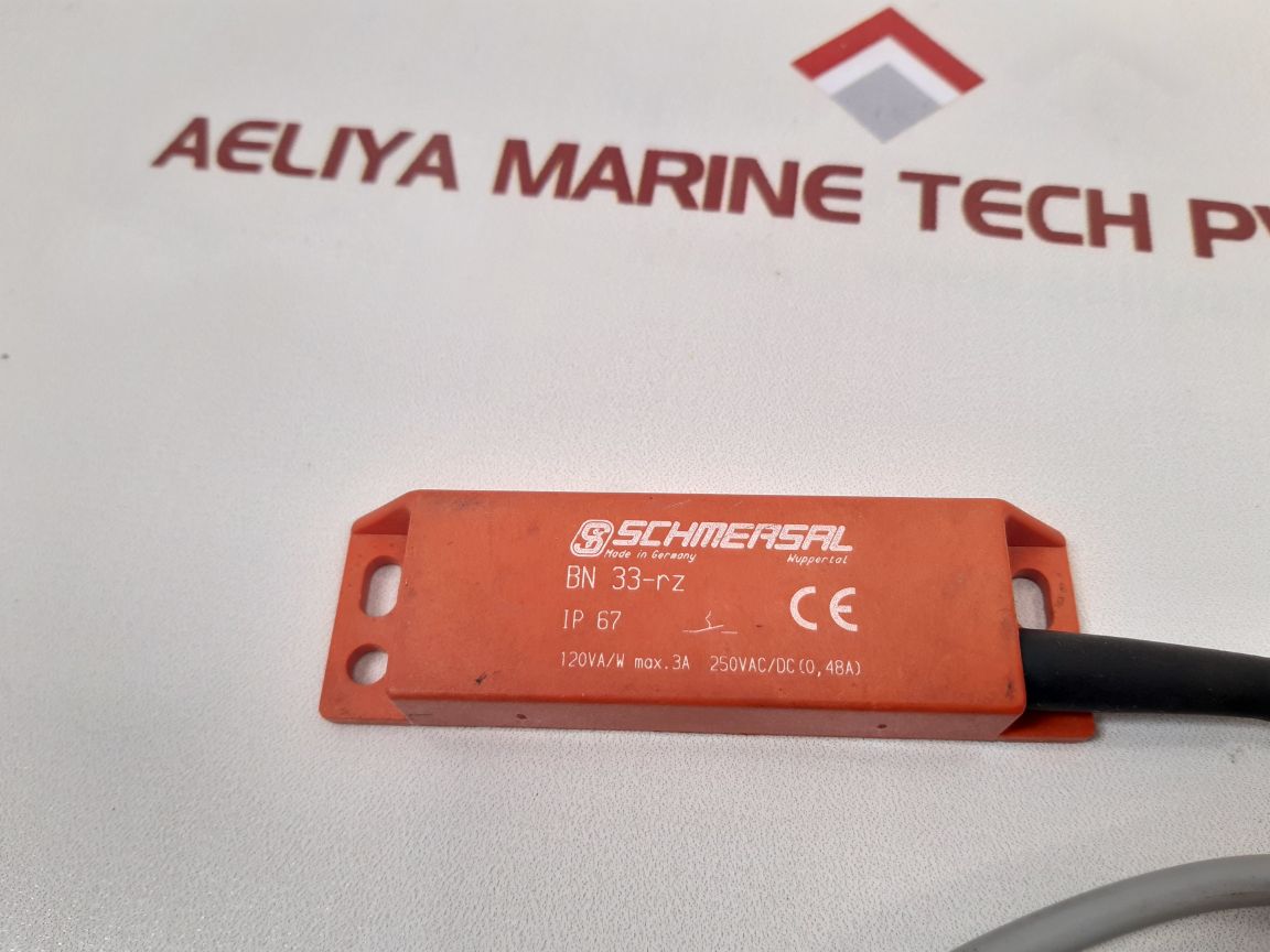 Schmersal Bn 33-rz Magnetic Sensor

