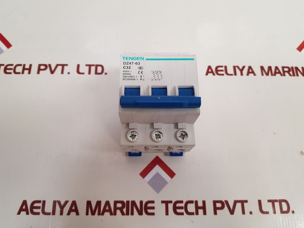 Tengen Dz47-63 C32 Circuit Breaker
