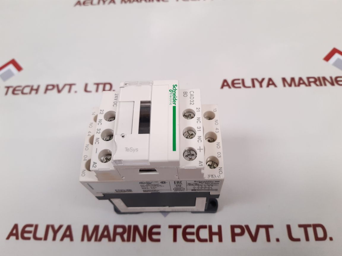 Schneider Electric Cad32Bd Control Relay
