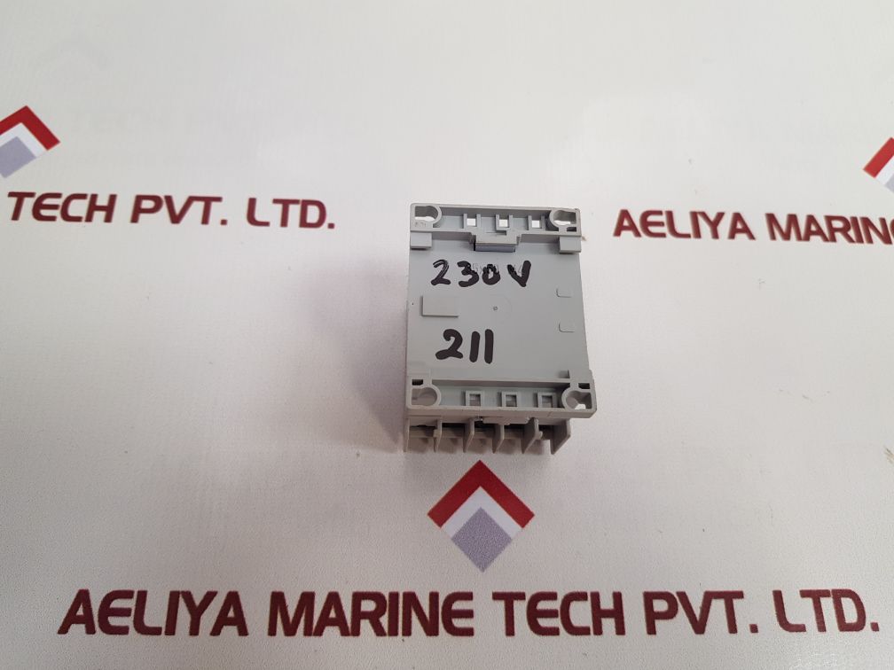 Allen-bradley 100-k05*400 Ser A Contactor
