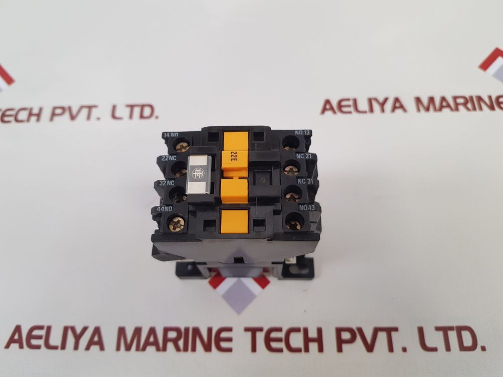 Telemecanique Ca2-dn 1229 A65 Contactor
