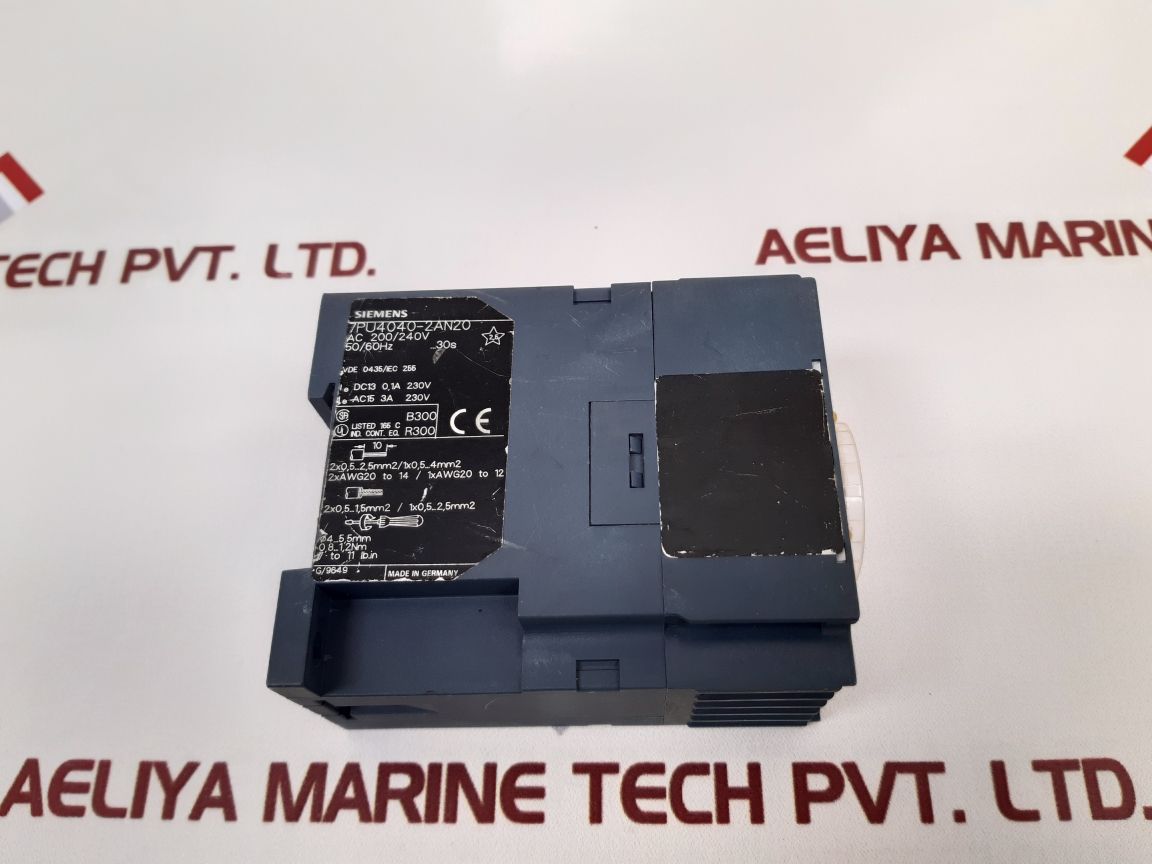 Siemens 7Pu4040-2An20 Time Relay

