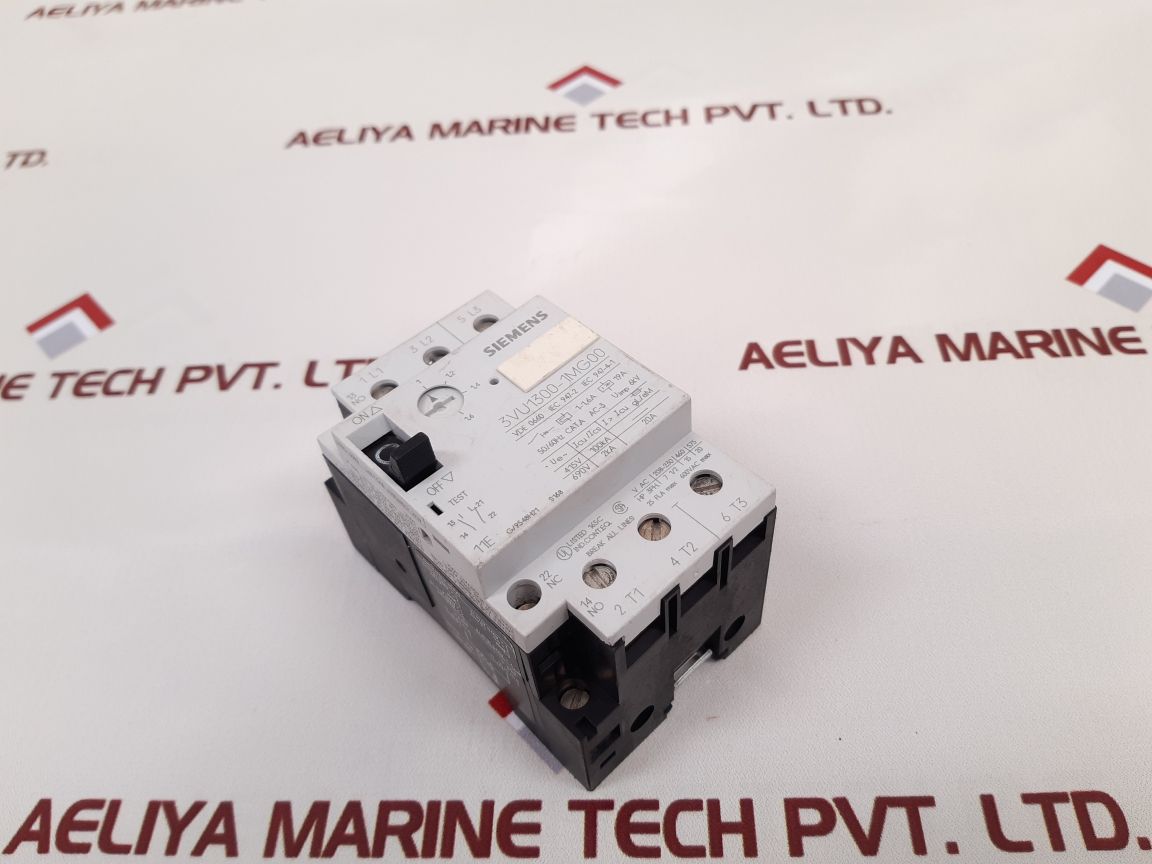 Siemens 3Vu1300-1Mg00 Circuit Breaker
