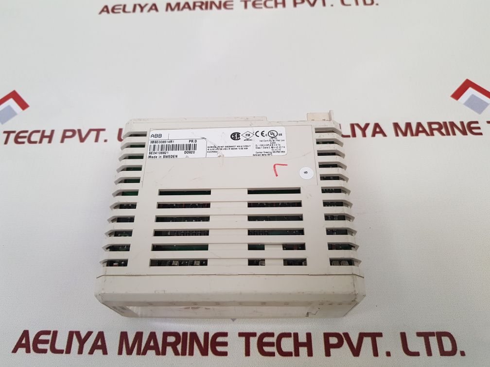 Abb 3Bse008514R1 Digital Output Relay Do820 Pr:D Used
