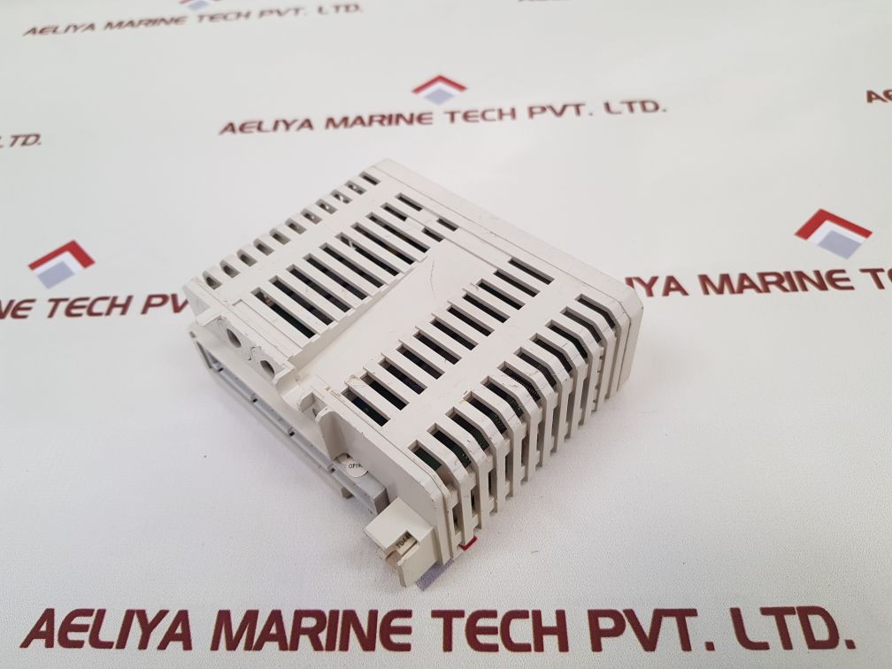 Abb 3Bse008514R1 Digital Output Relay Do820 Pr:D Used
