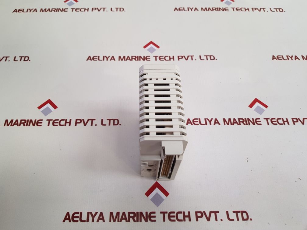 Abb 3Bse008516R1 Input Module Ai810 Pr: X
