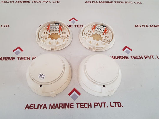 Siemens Cerberus do1152a optical smoke detector 486705gc