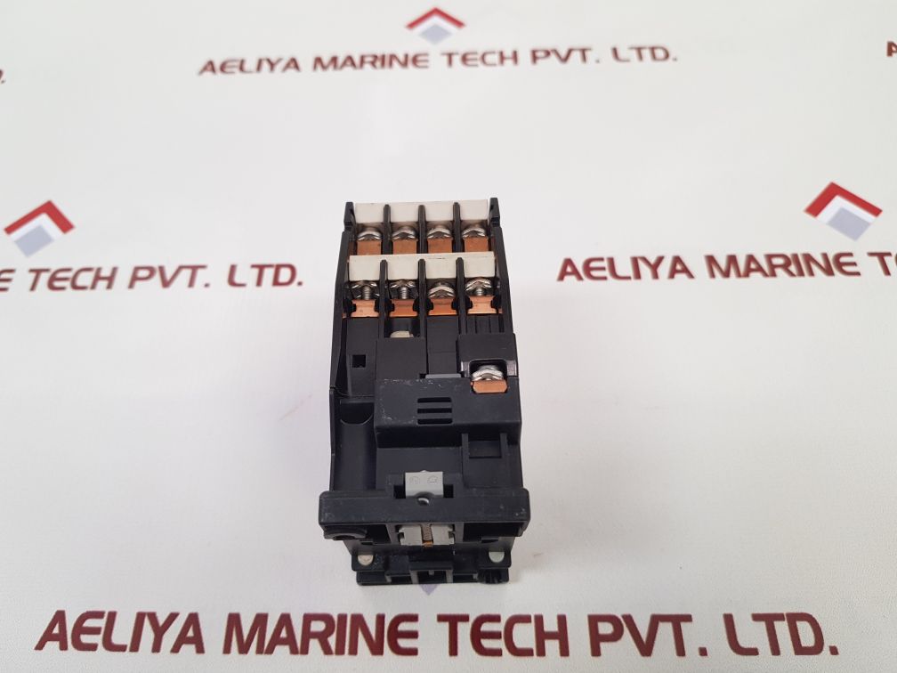 Siemens 3Th82 53-0A Contactor Relay
