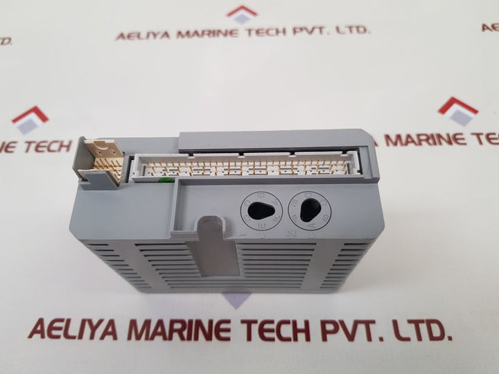 Abb 3Bse069053R2 Digital Input Module Do818-ea
