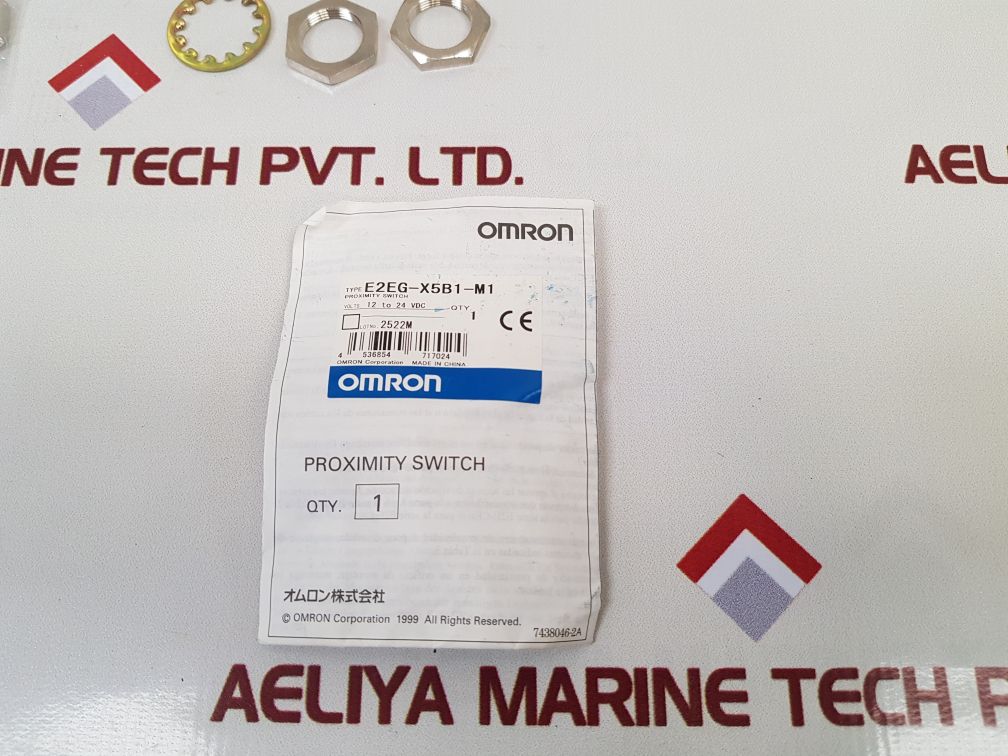 Omron E2Eg-x5B1-m1 Proximity Switch
