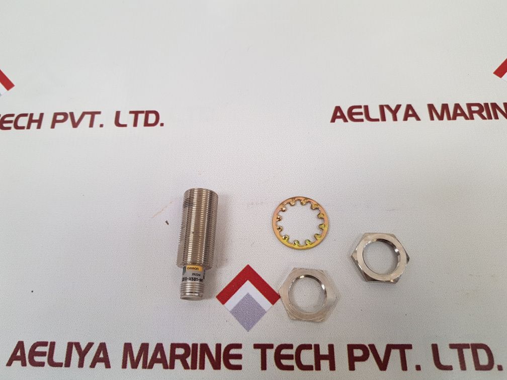 Omron E2Eg-x5B1-m1 Proximity Switch
