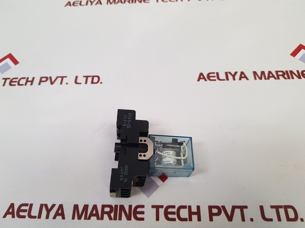 Omron My2J Relay With Sy4S-05 Base
