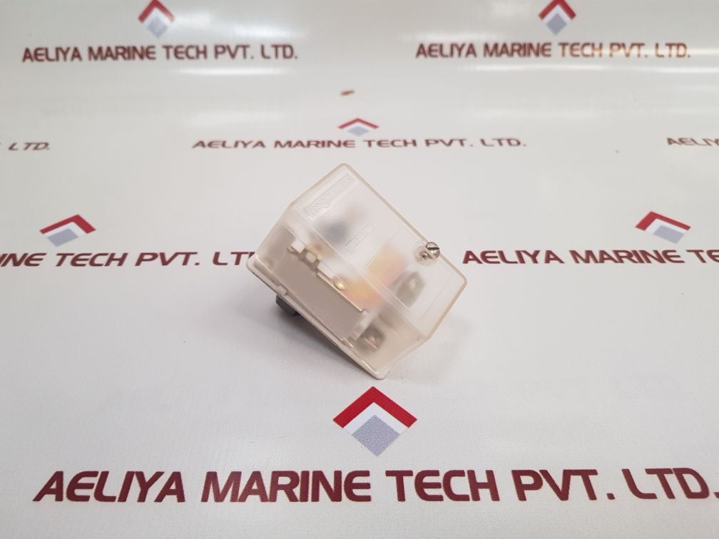 Fantinicosmi B01Ari Pressure Switch With Internal Indicator
