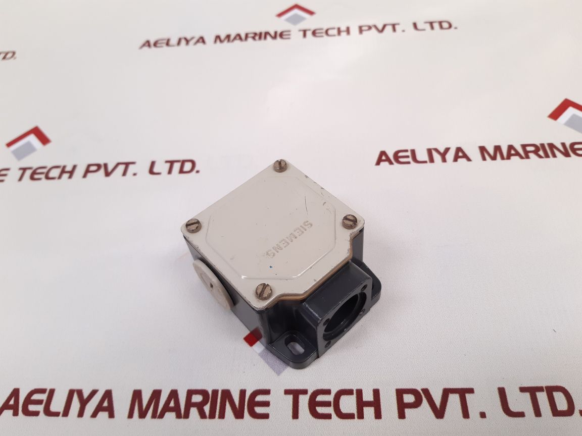 Siemens 3Se3 100-0E Limit Switch
