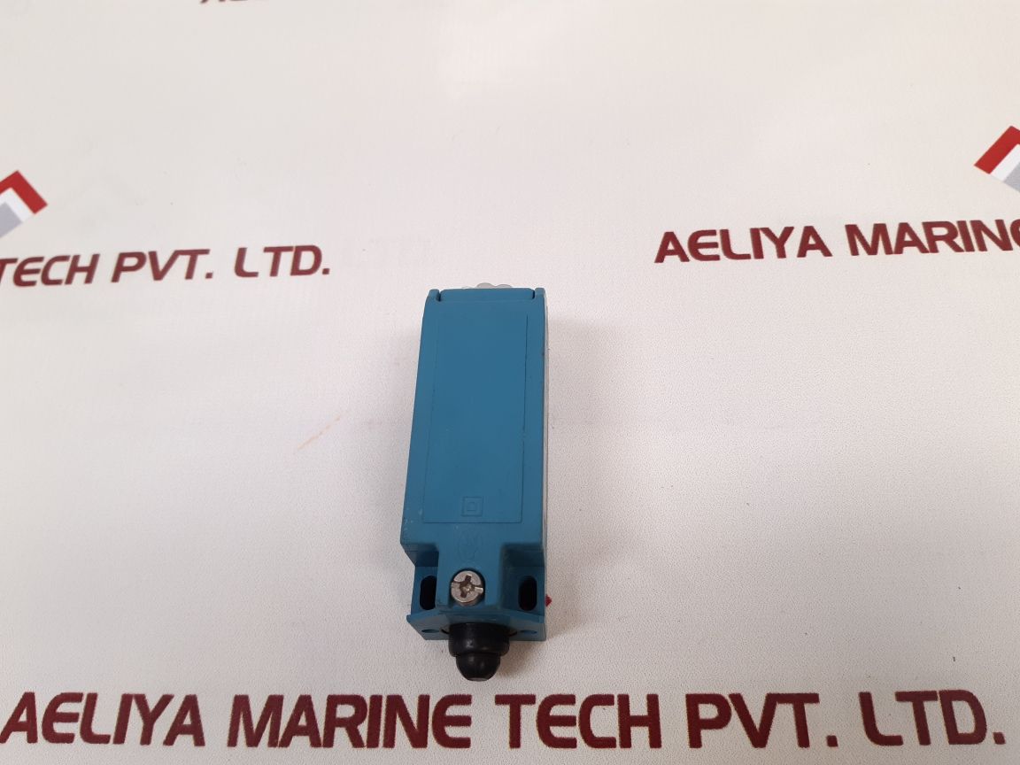 Klockner-moeller At 12-7-i Limit Switch
