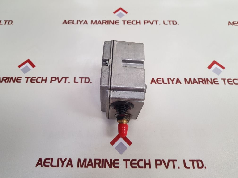 Johnson Controls Penn P77Aaa-9300 Pressure Control Switch
